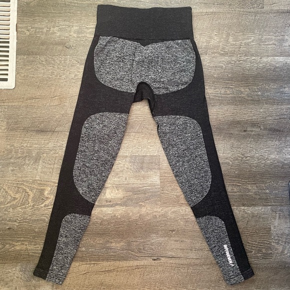 ❌SOLD❌ DOYOUEVEN Impact Seamless Leggings - Picture 5 of 5